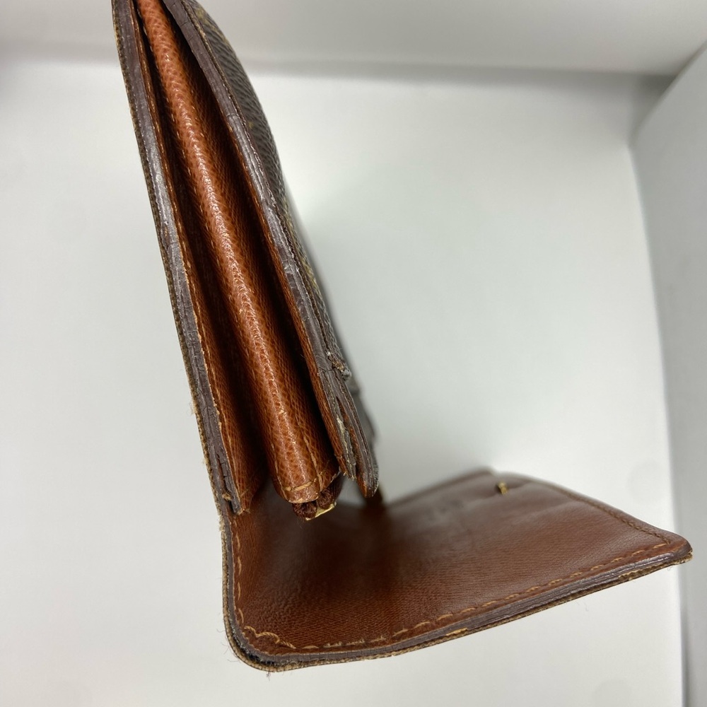 Louis Vuitton Monogram Wallet - Picture 3 of 16